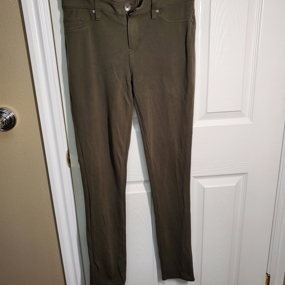 Calvin Klein Pants - Calvin Klein Women's Olive Jeggings
